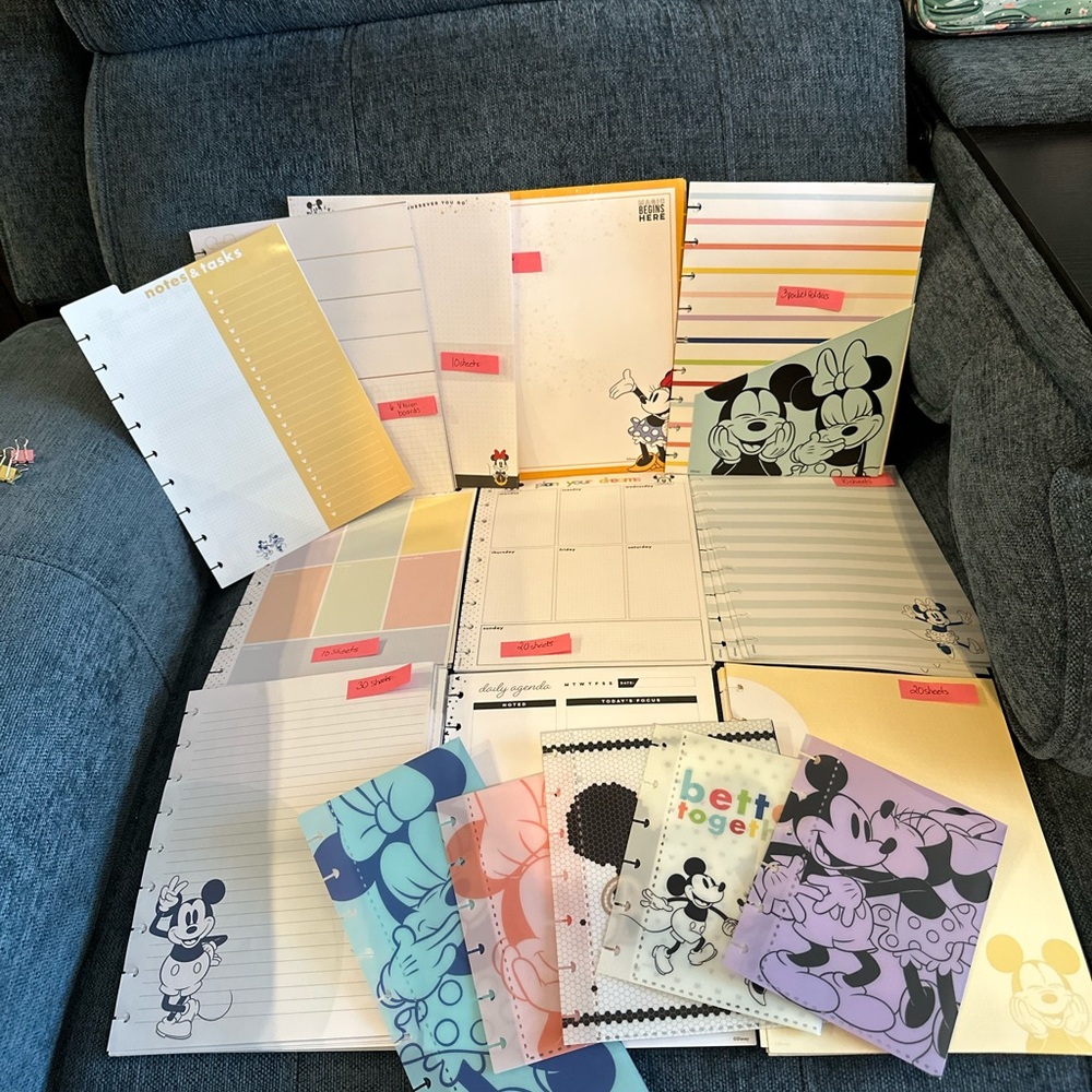 Happy Planner Mickey & Minnie Mouse Classic Size paper Bundle